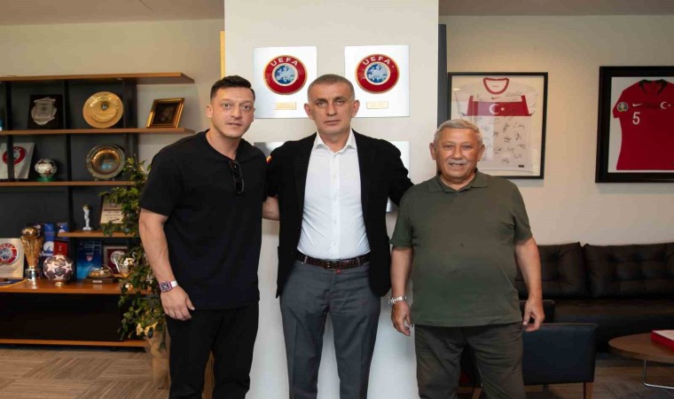 İrfan Gündüz ve Mesut Özilden TFF Başkanı Hacıosmanoğluna ziyaret