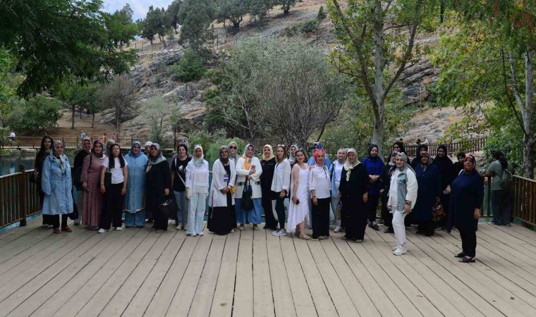 Kadınlar, Büyükşehirle şehrin doğal güzelliklerini görme fırsatı buldu