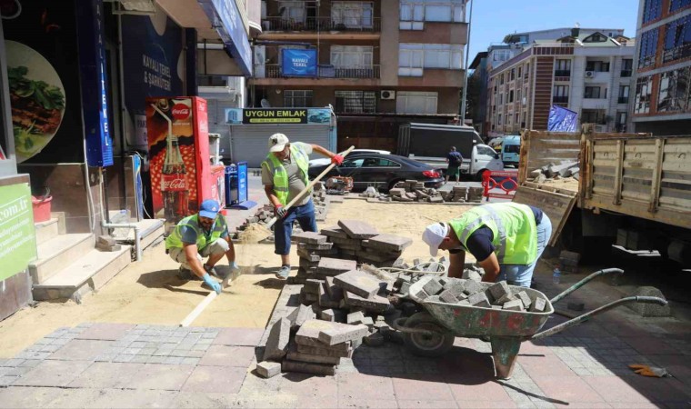 Kağıthanenin sokakları ve caddeleri yenileniyor