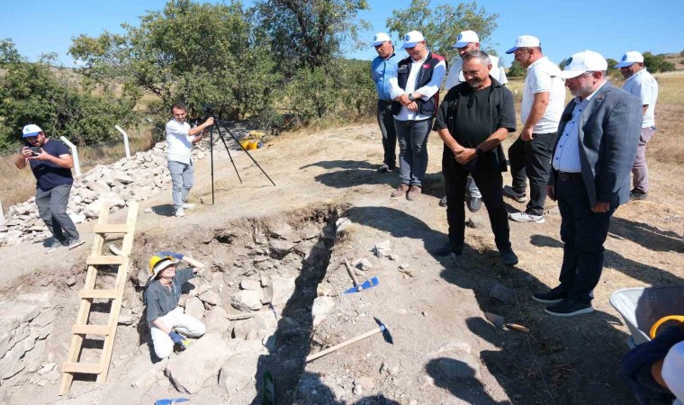 Kalehisarda gün yüzüne çıkarılan Selçuklu tarihine Çorum Belediyesinden destek