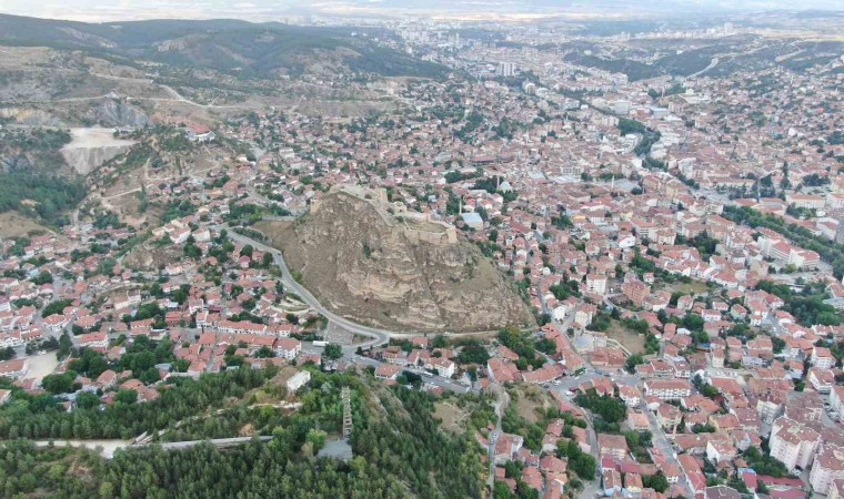 Kastamonu Kalesinde tehlike saçan kayalar için dev proje