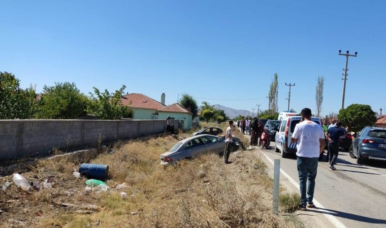 Kuluda otomobiller çarpıştı: 1 yaralı