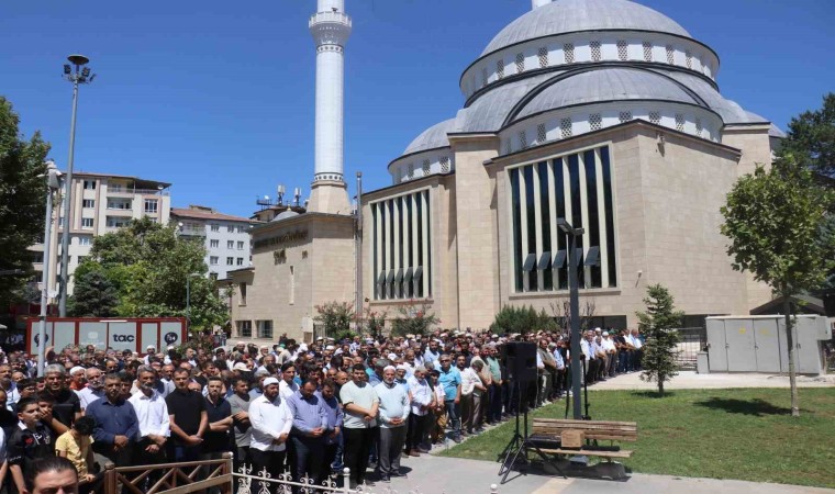 Malatyada Haniye için gıyabi cenaze namazı kılındı