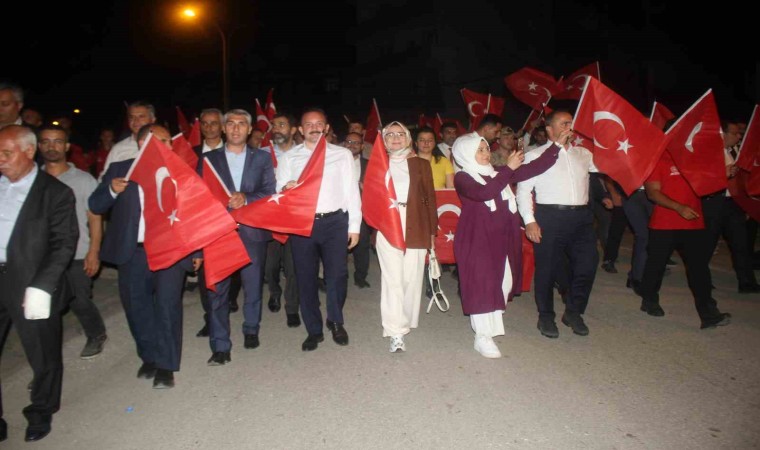 Malazgirt Zaferinin 953. yıl dönümünde fener alayı düzenlendi