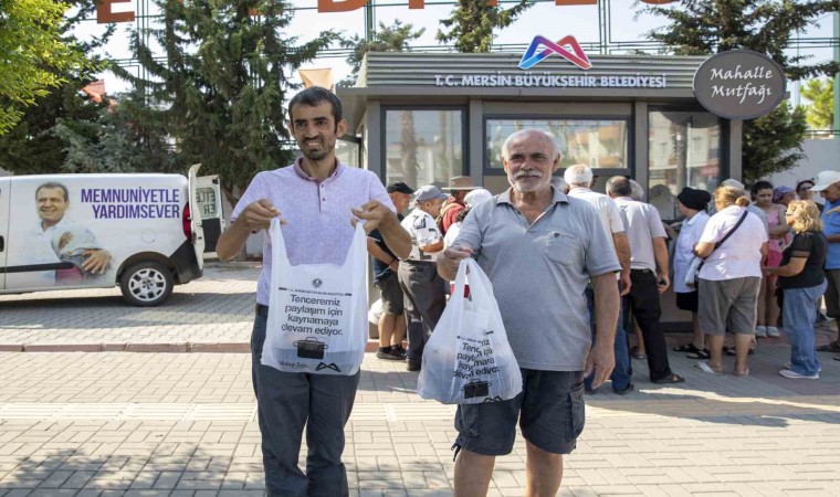 Mersinde mahalle mutfakları 3 milyona yakın vatandaşa ulaştı