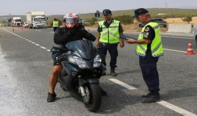 Muğla İl Jandarma Komutanlığından motosiklet ve motorlu bisiklet denetimi