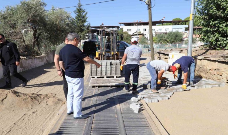 Nazilli Pınarbaşı Mahallesinde yol yapım çalışmaları sürüyor