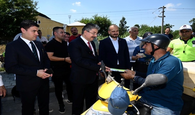 Osmaniyede Ceza Yok, Kask Var mottosuyla motor sürücülerine kask dağıtıldı