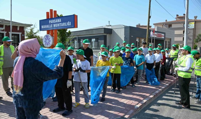 Selçuklu, çevre temizliğinde farkındalık oluşturmaya devam ediyor