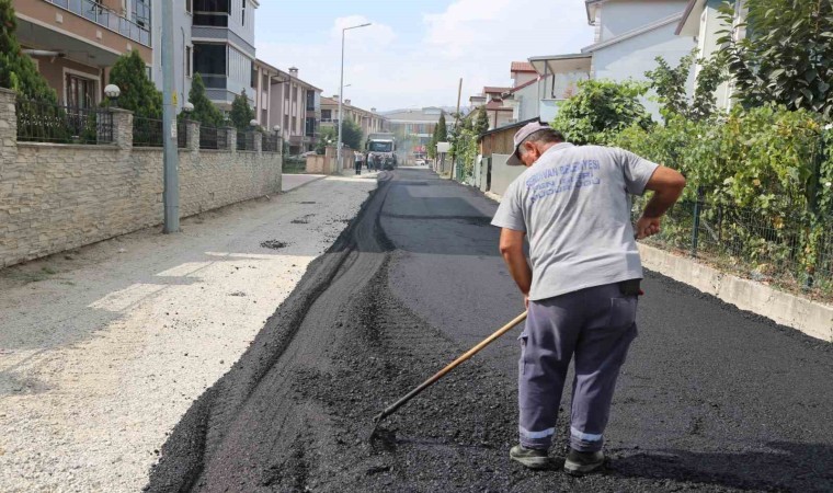 Serdivanda asfalt mesaisi sürüyor