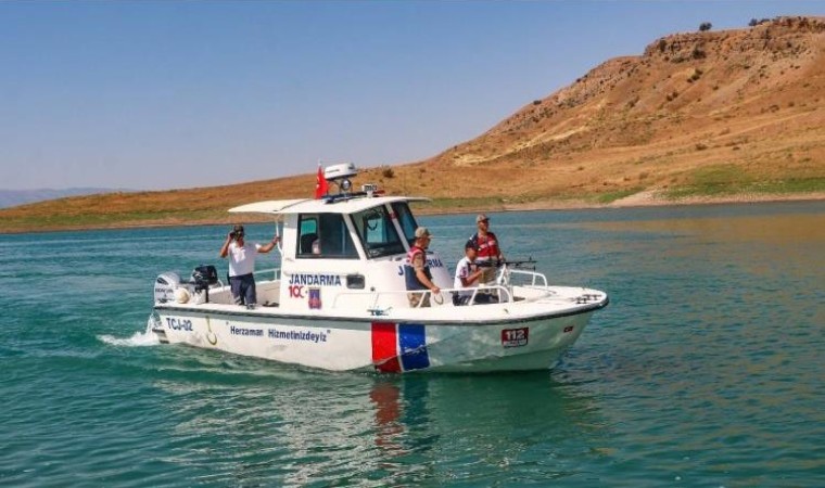 Siirt Ilısu Baraj Göletinde yük ve yolcu tekneleri denetlendi