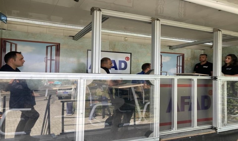 Susuzda AFAD deprem farkındalık tırı etkinliği