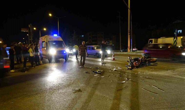 Tavşanlıda trafik kazası, motosiklet sürücüsü yaralandı