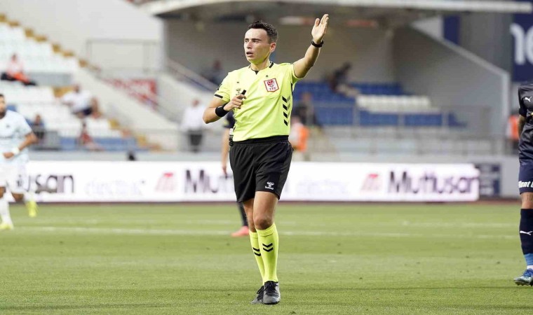 Trendyol Süper Lig: Kasımpaşa: 1 - Adana Demirspor: 0 (İlk yarı)