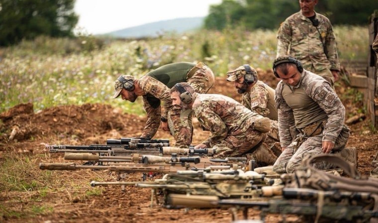 Türk askeri 8inci Avrupa En İyi Keskin Nişancı Timi Yarışmasını galip tamamladı