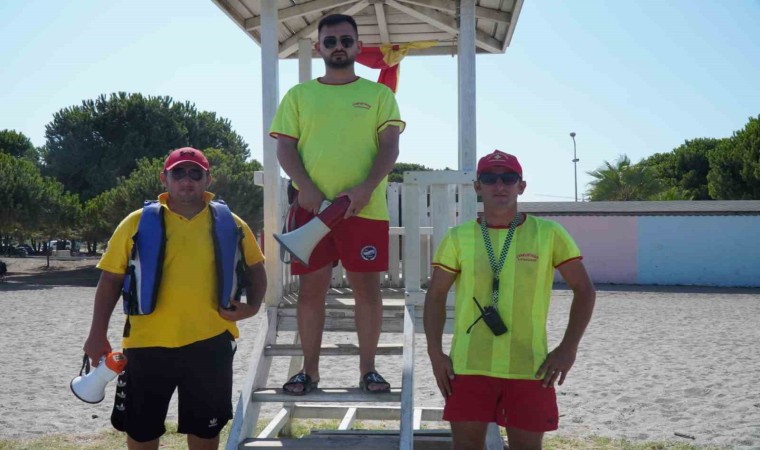 Yalovada deniz simidiyle akıntıda sürüklenen çocuğu kurtaran ekip o anları anlattı