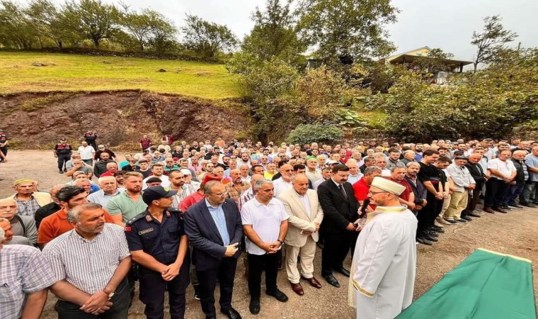 Yayla evinde yakılan evde hayatını kaybeden Kasım Altuntaş toprağa verildi