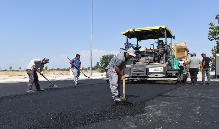 Yeşilyurtta hizmet seferberliği devam ediyor