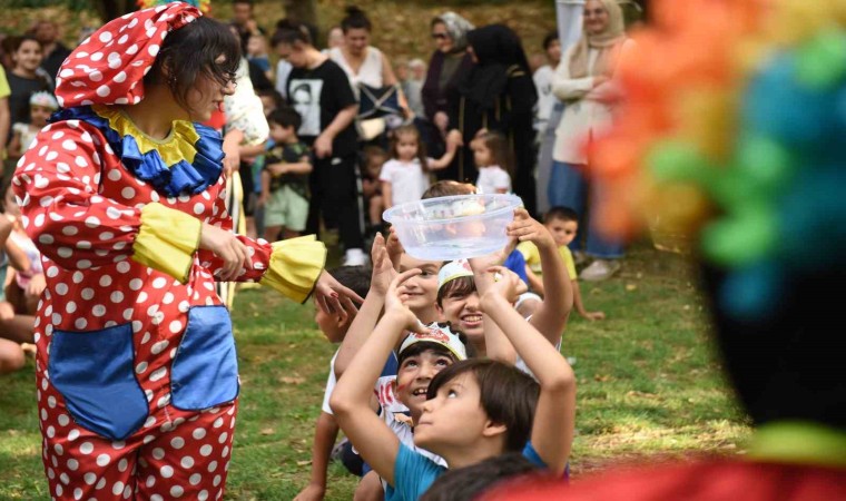 Yıldırımda sokaklar şenlendi