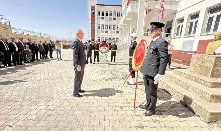 Yüksekovada 30 Ağustos Zafer Bayramı törenle kutlandı