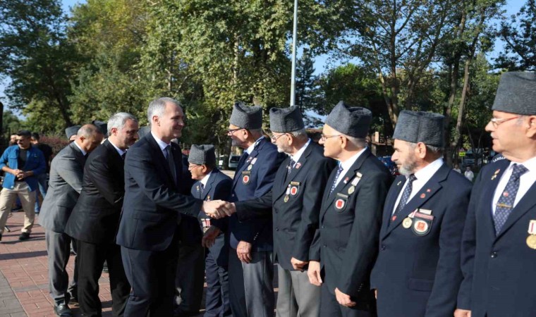 Zafer Bayramı İnegölde coşkuyla kutlandı