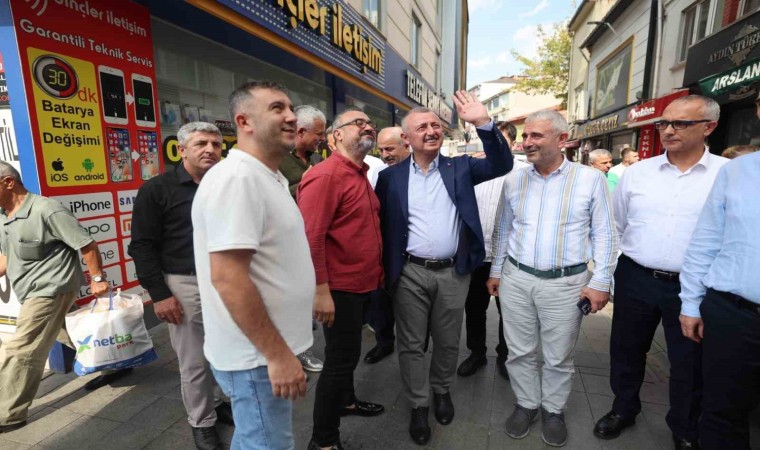 5 yıl boyunca bir belediye başkanı gününü gün eder, verdiği sözü unutursa o zaman emanet yere düşmüş olur