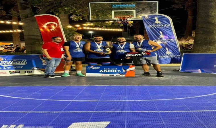 93. İzmir Enternasyonal Fuarında 3x3 Streetball tamamlandı