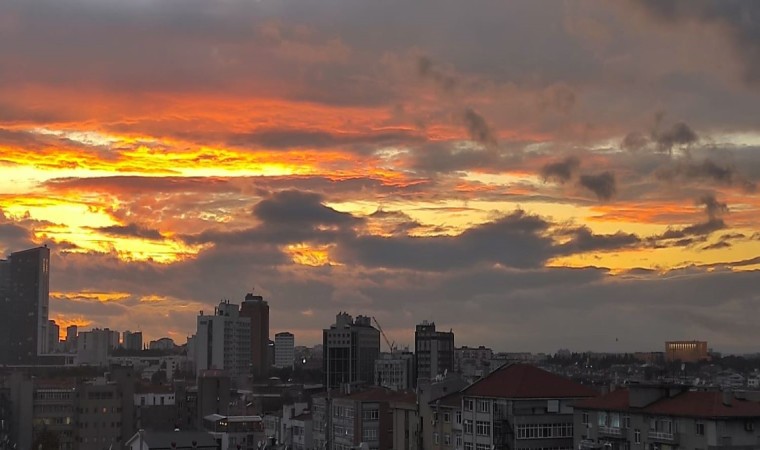 Ankarada muhteşem gün batımı manzarası