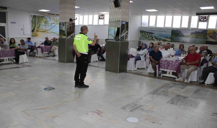 Aydında servis şoförleri ve rehber personellere trafik eğitimi