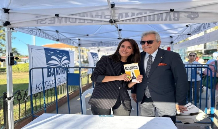 Bandırma Kitap Günleri Nazım Hikmet temasıyla coşkuyla devam ediyor