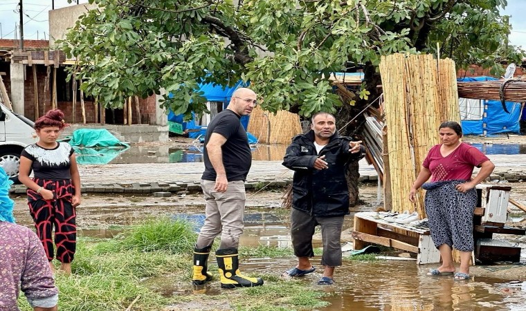 Başkan Zencirci selden etkilenen mahallelerde incelemelerde bulundu