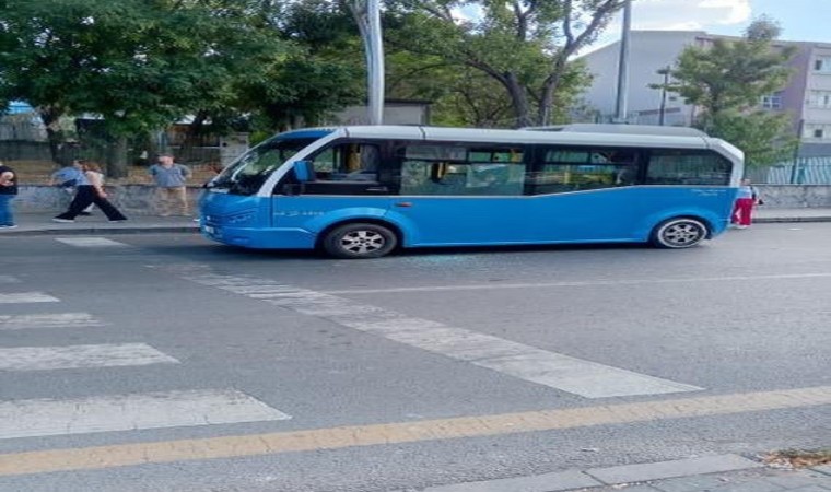 Başkentte yolcu minibüsüne satırlı saldırı