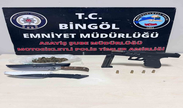 Bingölde ruhsatsız tabanca ele geçirildi