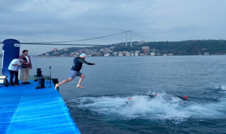 Boğazda yüzen tek Başkan