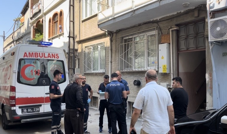 Bursada 2 çocuk babası adam apartmanda ölü bulundu