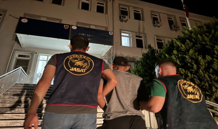 Çeşitli suçlardan aranan 2 şahıs yakalandı