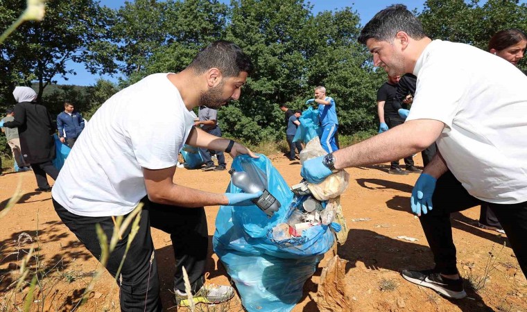 Çevreseverler, temiz bir çevre ve sağlıklı bir gelecek için Ataşehirde buluşuyor