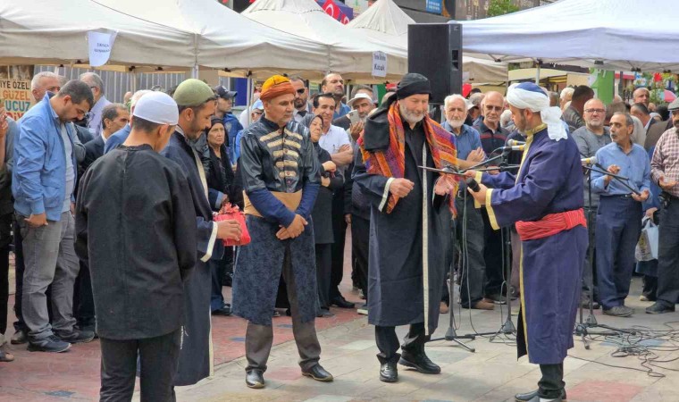 Demirci çırağı şed kuşatma töreni ile ustalığa adım attı