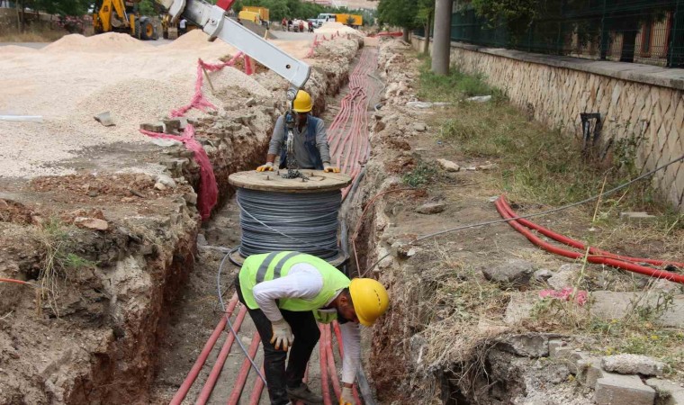 Dicle Elektrik yatırım ile Mardinde kayıp kaçak oranını düşürdü