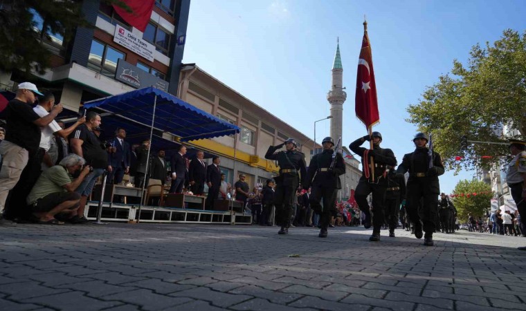 Edremitin Düşman İşgalinden Kurtuluşunun 102. Yıl Dönümü düzenlenen törenlerle kutlandı