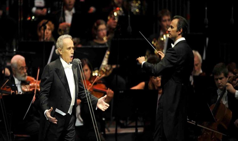 Efsane tenor José Carreras veda turnesinde: İstanbulda sahne alacak