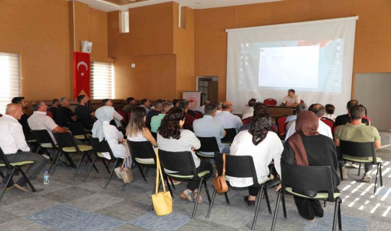 Elazığda yeni üretim planı ve desteklemeler üreticilere anlatıldı