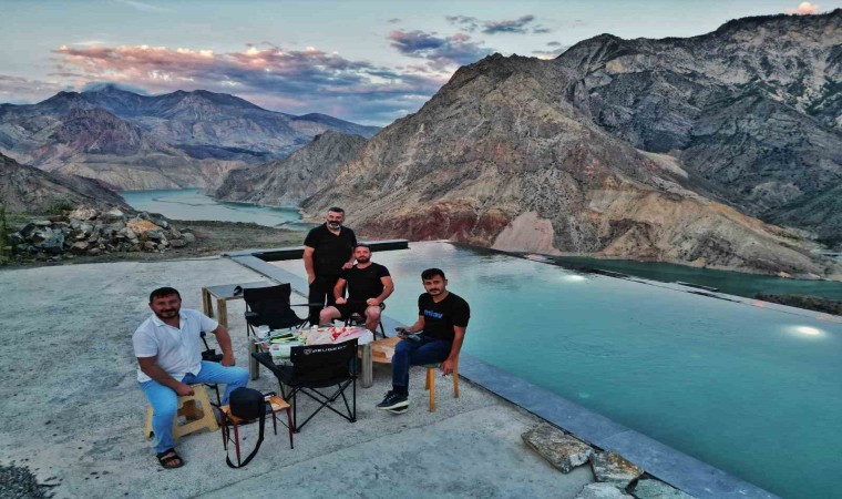 Erzurum - Artvin sınırında modern bir cazibe merkezi: Sonsuz havuz