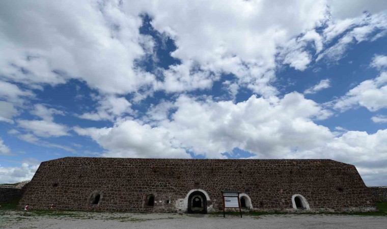 Erzurumda bir ecdat yadigarı: Aziziye Tabyaları