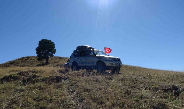 Erzurumda off-roadçular Yaza veda, kışa merhaba dedi