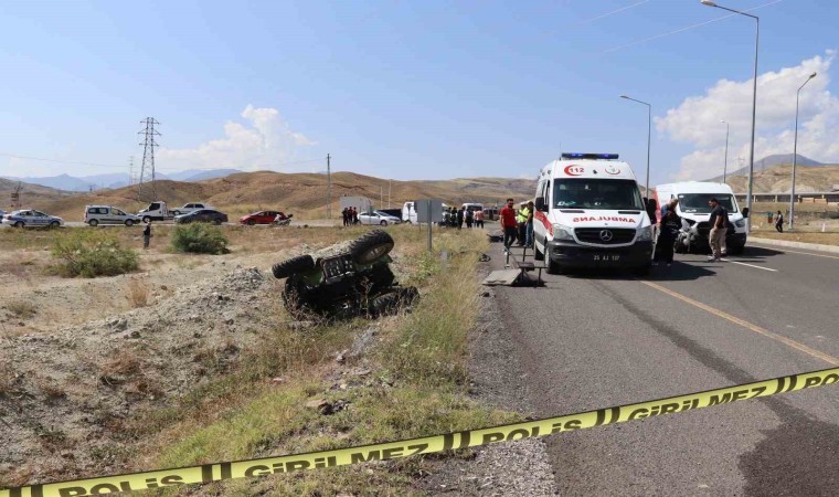 Erzurumun Oltu ilçesinde feci trafik kazası