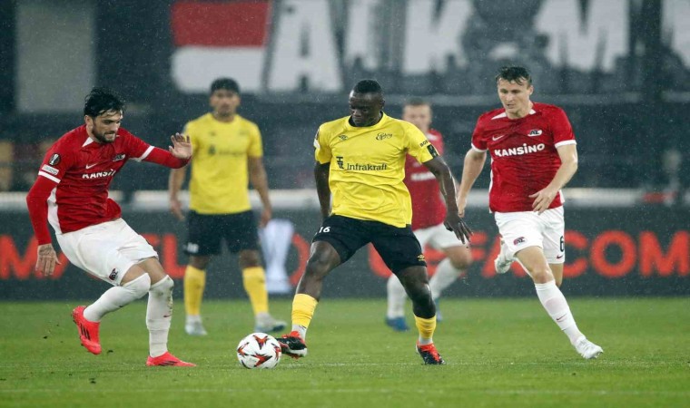 Fenerbahçe ve Galatasarayın rakipleri AZ Alkmaar - Elfsborg maçında gol düellosu