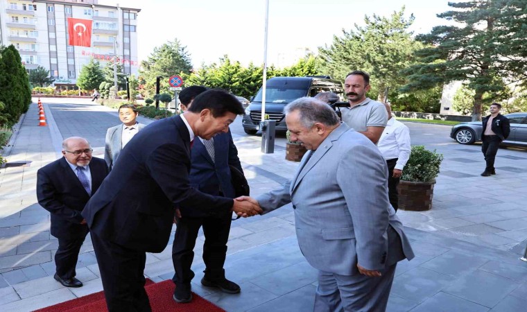 Geumsan Belediye Başkanı Beomin Park: “Türkiye, cesaretini dünyaya göstermiş bir ülkedir”