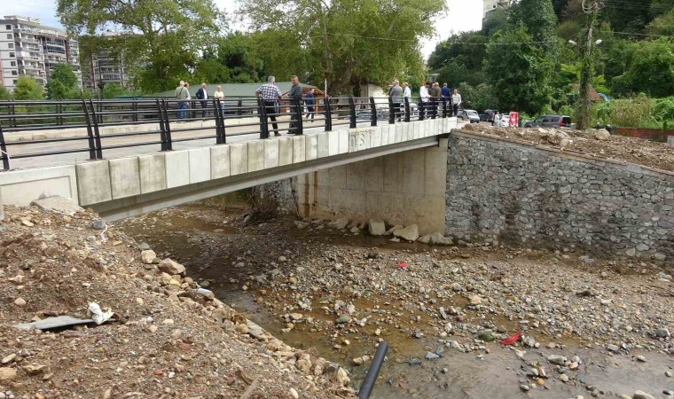 Giresunda sellerin yıktığı köprüler yeniden inşa ediliyor