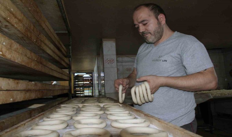 Giresunun asırlık lezzet mirası; susamsız pekmezli simit